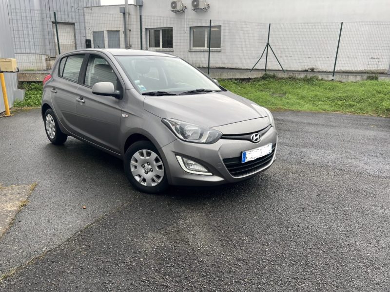 HYUNDAI I 20 1.1 CRDi75 PACK Inventive 2013