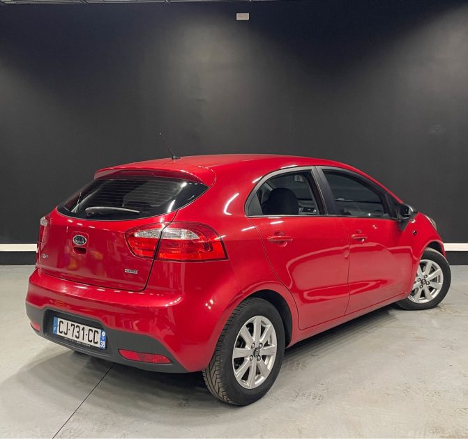 KIA RIO 1.4 CRDi Premium 5p 2012