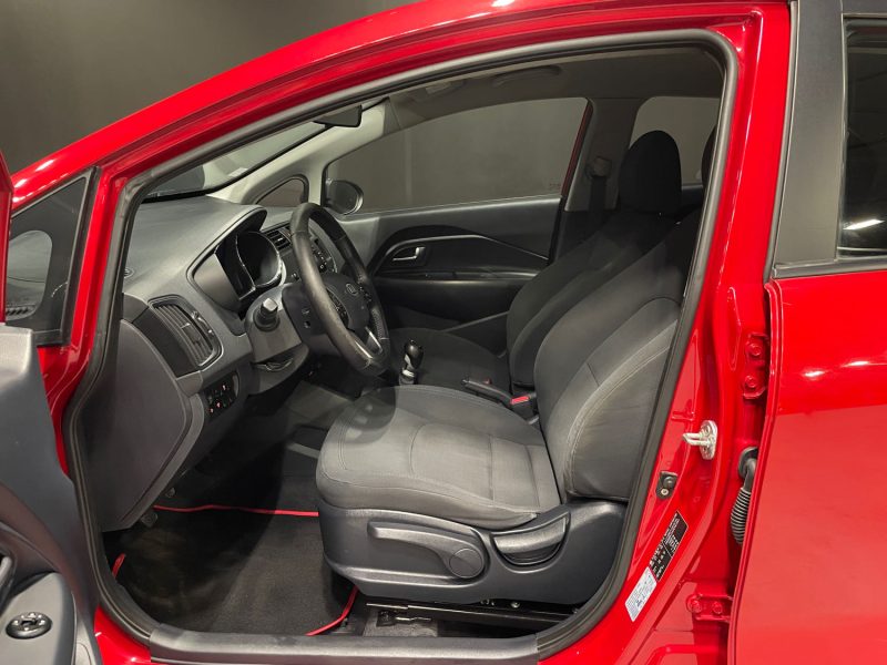 KIA RIO 1.4 CRDi Premium 5p 2012