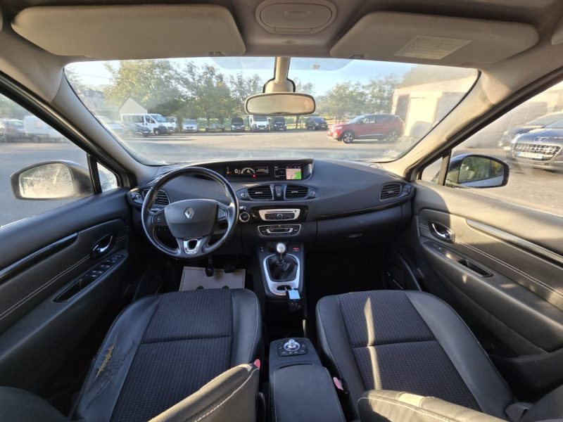 RENAULT MEGANE SCENIC 1.6 dCi 130ch energy Initiale eco² 2014