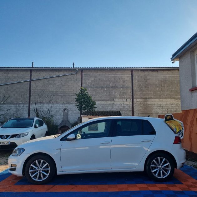 VOLKSWAGEN GOLF 1.4 TSI 125ch BlueMotion Technology Confortline Business DSG7 2016