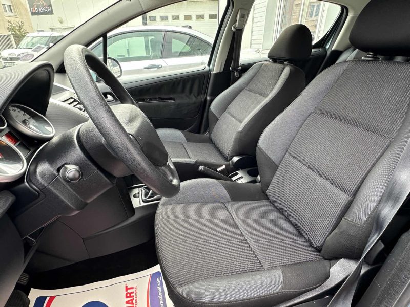 PEUGEOT 207 1.4TU GARANTIE 24 MOIS 207 1.4E TU ACTIVE 2010