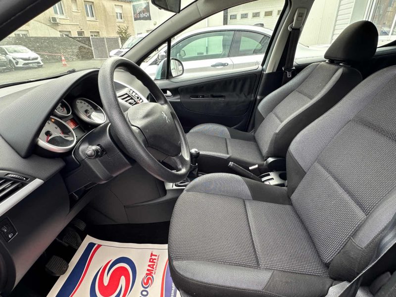 PEUGEOT 207 1.4TU GARANTIE 24 MOIS 207 1.4E TU ACTIVE 2010
