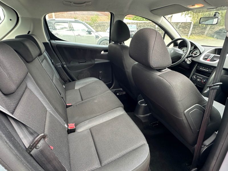 PEUGEOT 207 1.4TU GARANTIE 24 MOIS 207 1.4E TU ACTIVE 2010