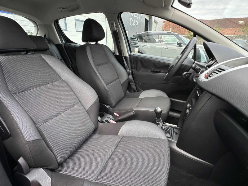 PEUGEOT 207 1.4TU GARANTIE 24 MOIS 207 1.4E TU ACTIVE 2010