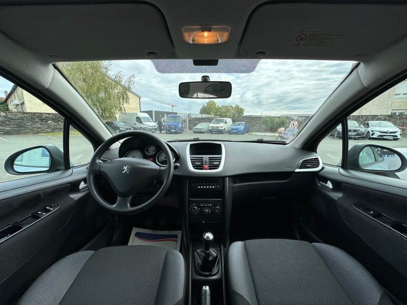 PEUGEOT 207 1.4TU GARANTIE 24 MOIS 207 1.4E TU ACTIVE 2010