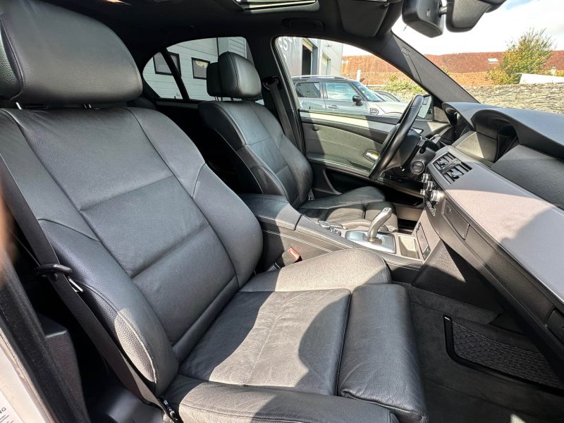 BMW E60 PACK M LCI   M SPORT 523I  2009