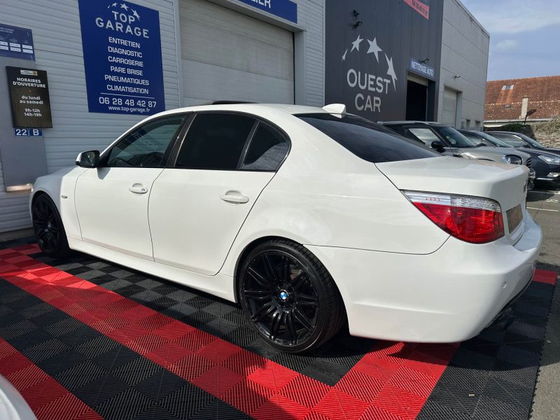 BMW E60 PACK M LCI   M SPORT 523I  2009