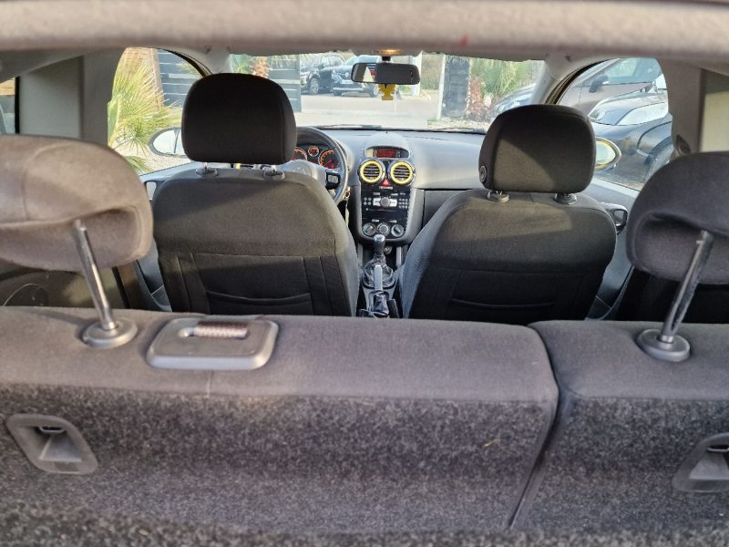 OPEL CORSA 1.3 CDTI - color edition  2012