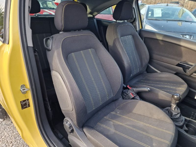 OPEL CORSA 1.3 CDTI - color edition  2012