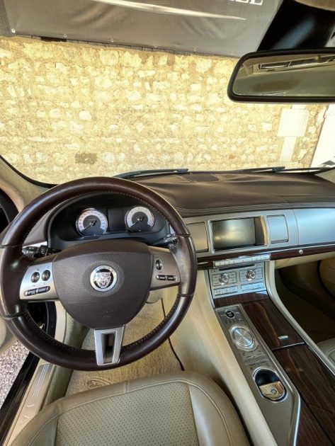 JAGUAR XF 3.0 V6 D S Portfolio 2010