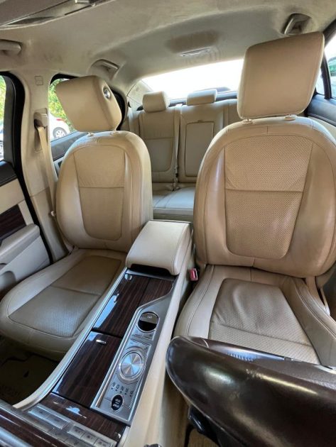 JAGUAR XF 3.0 V6 D S Portfolio 2010