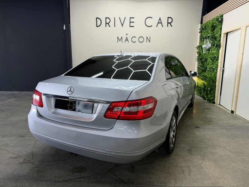 MERCEDES CLASSE E E 220 CDI bluetec 170cv CLASSIC 2009