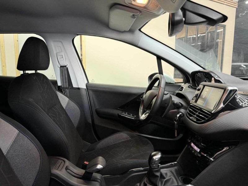 PEUGEOT 2008 1.2 PureTech 82ch  Active S&S 2019