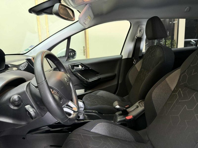 PEUGEOT 2008 1.2 PureTech 82ch  Active S&S 2019