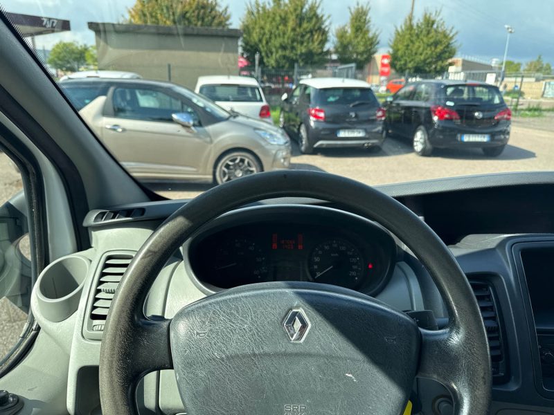 RENAULT TRAFIC GENERIQUE L1H1 2.0 DCI 90 / 6658,34€ HT 