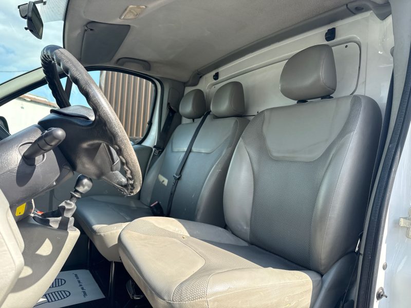 RENAULT TRAFIC GENERIQUE L1H1 2.0 DCI 90 / 6658,34€ HT 