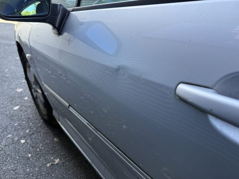 PEUGEOT 407 1.8 PREMIUM 127cv  FAIBLE KILOMÉTRAGE