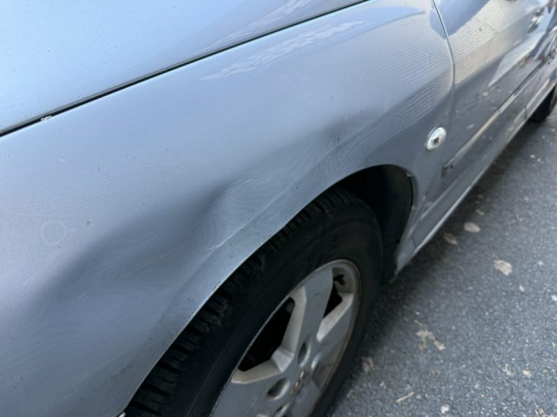 PEUGEOT 407 1.8 PREMIUM 127cv  FAIBLE KILOMÉTRAGE