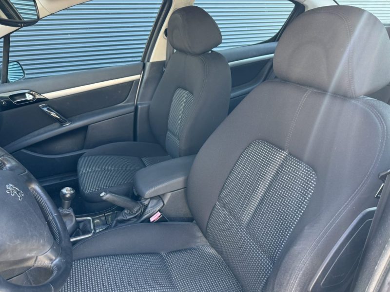 PEUGEOT 407 1.8 PREMIUM 127cv  FAIBLE KILOMÉTRAGE