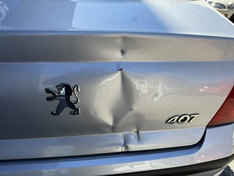 PEUGEOT 407 1.8 PREMIUM 127cv  FAIBLE KILOMÉTRAGE