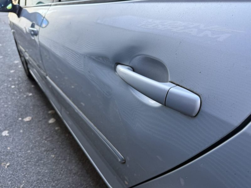 PEUGEOT 407 1.8 PREMIUM 127cv  FAIBLE KILOMÉTRAGE