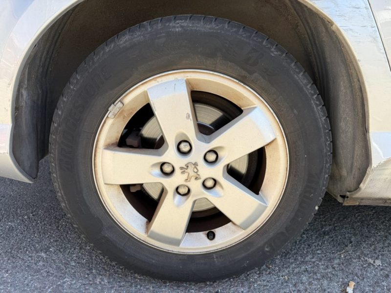 PEUGEOT 407 1.8 PREMIUM 127cv  FAIBLE KILOMÉTRAGE