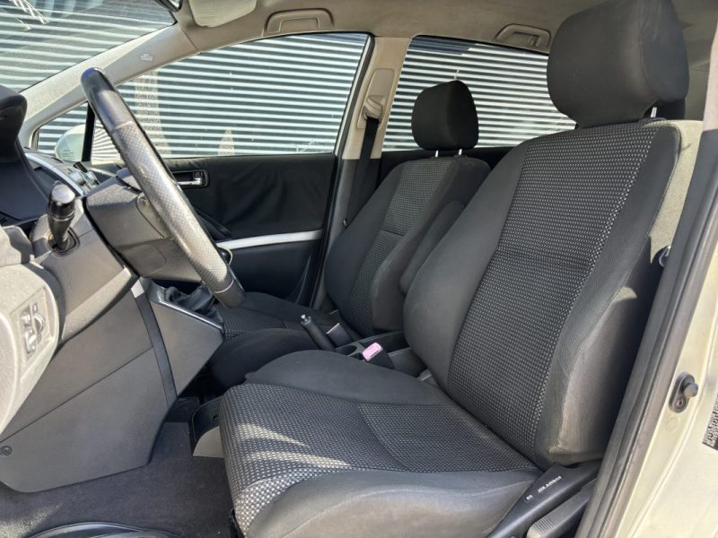 TOYOTA COROLLA VERSO 2.2 D4D 177CH 7PL 