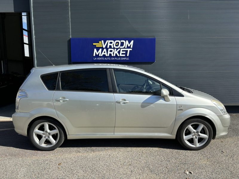 TOYOTA COROLLA VERSO 2.2 D4D 177CH 7PL 