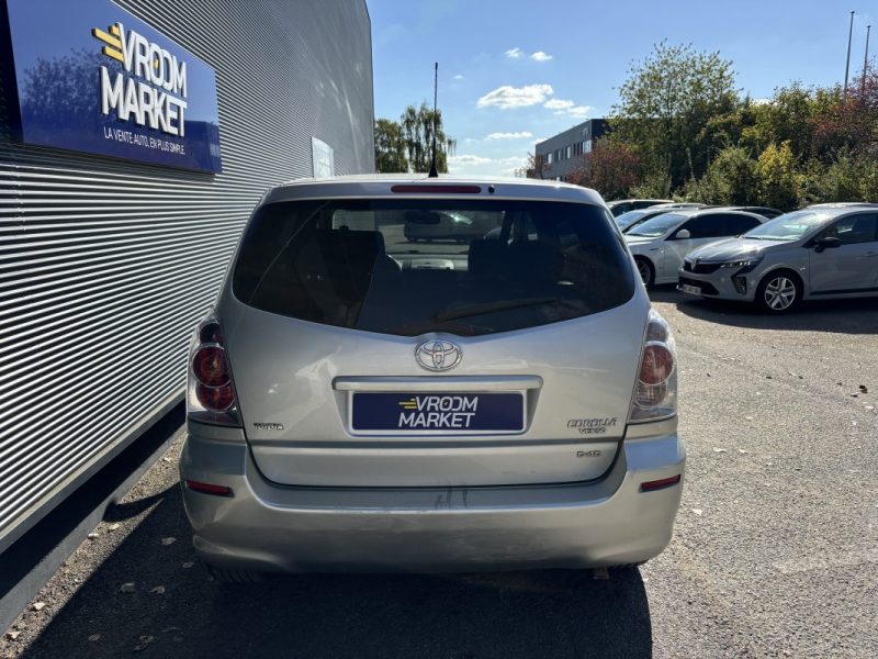 TOYOTA COROLLA VERSO 2.2 D4D 177CH 7PL 