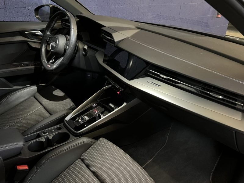  AUDI A3 SPORTBACK 40 TFSI HYBRID 204CH S TRONIC BVA - 55000KM