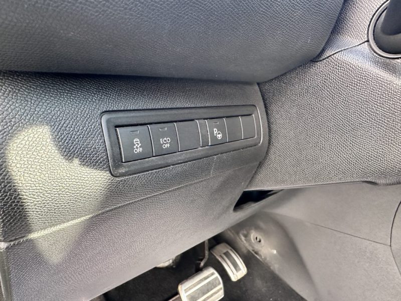 PEUGEOT 308 II 2.0 HDI 180CV GT EAT6 