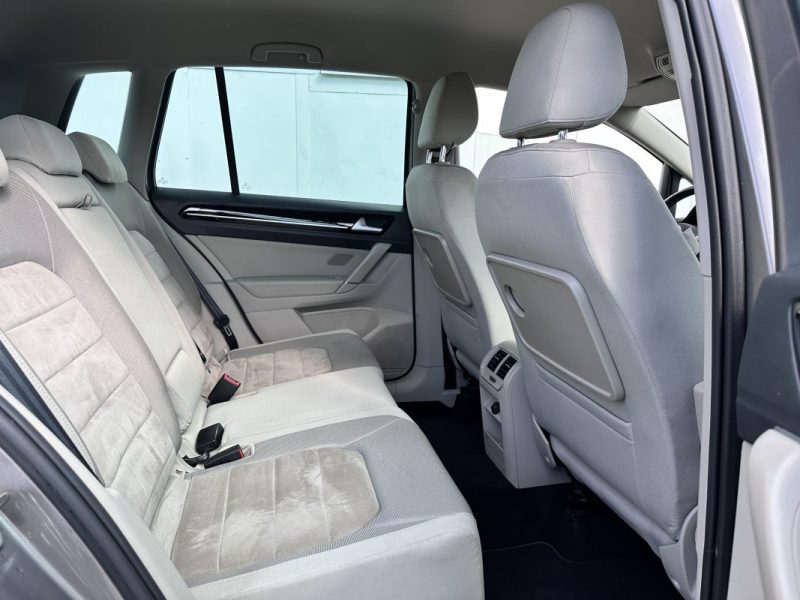 VOLKSWAGEN GOLF SPORTSVAN 1.6 TDI 110ch BlueMotion Technology FAP Carat DSG7 