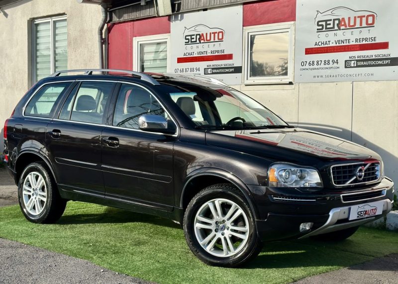 VOLVO XC90 2.4 D5 200 AWD MOMENTUM GEARTRONIC 7PL - 1ER MAIN