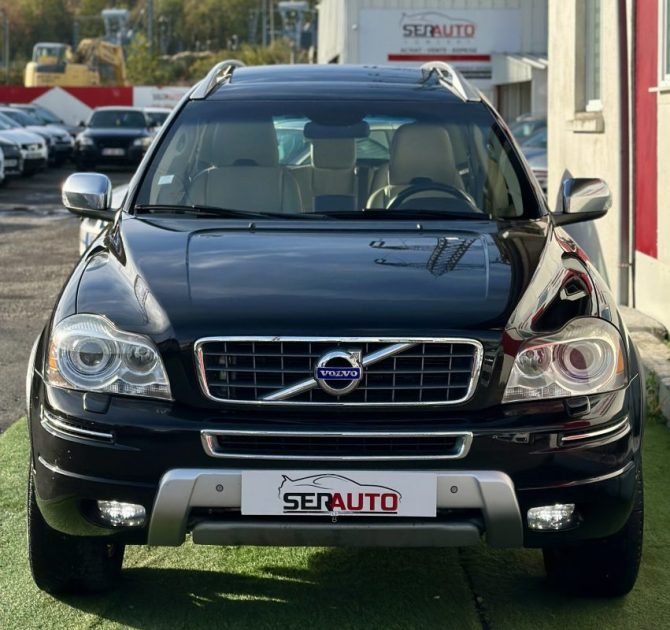 VOLVO XC90 2.4 D5 200 AWD MOMENTUM GEARTRONIC 7PL - 1ER MAIN