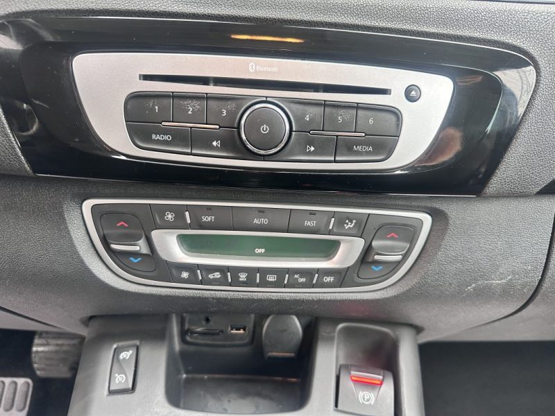 RENAULT SCENIC III 1.5 dCi 110ch BOSE EDITION eco²