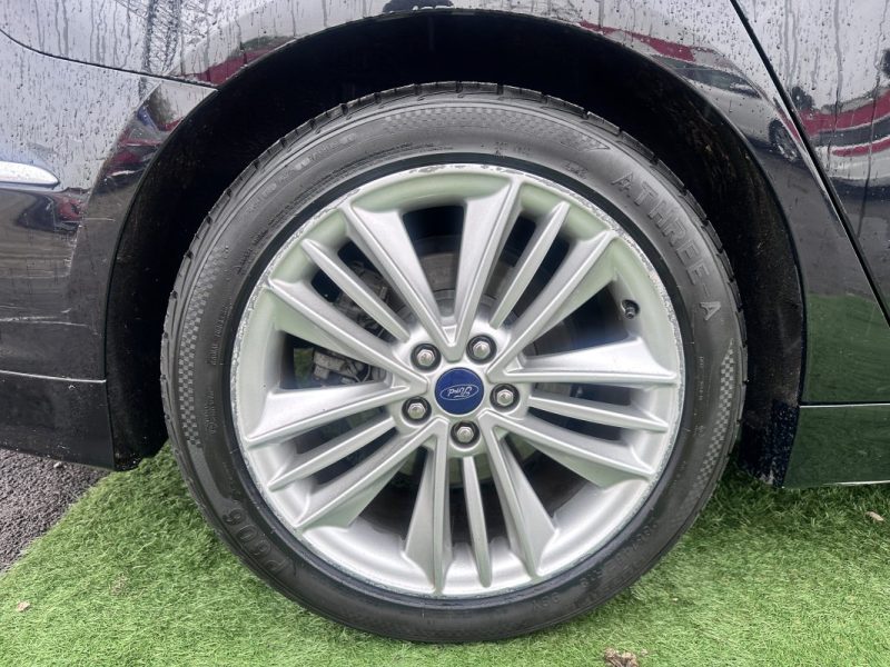 FORD MONDEO HYBRID 2.0 HYBRID 187CV BVA6 VIGNALE 