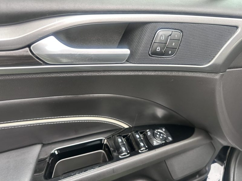 FORD MONDEO HYBRID 2.0 HYBRID 187CV BVA6 VIGNALE 