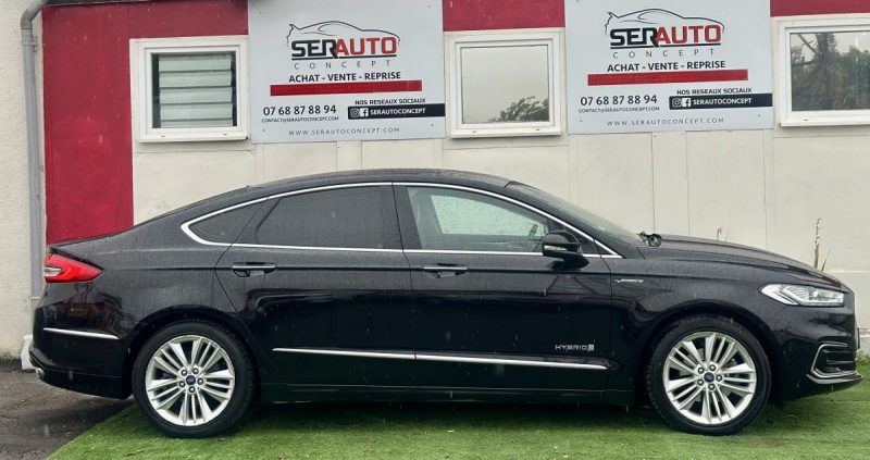 FORD MONDEO HYBRID 2.0 HYBRID 187CV BVA6 VIGNALE 