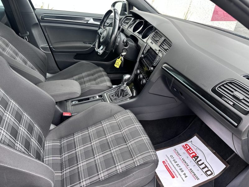 VOLKSWAGEN GOLF 2.0 TDI 184ch BlueMotion Technology FAP GTD DSG6 / TOIT OUVRANT 