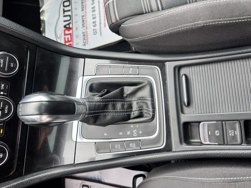 VOLKSWAGEN GOLF 2.0 TDI 184ch BlueMotion Technology FAP GTD DSG6 / TOIT OUVRANT 