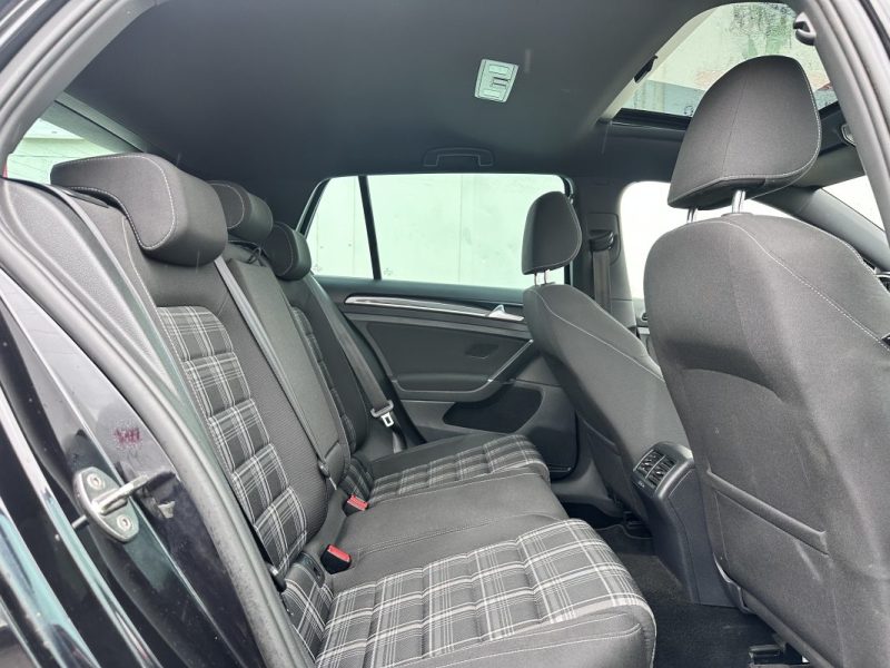 VOLKSWAGEN GOLF 2.0 TDI 184ch BlueMotion Technology FAP GTD DSG6 / TOIT OUVRANT 