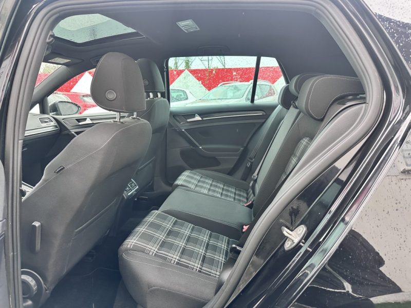 VOLKSWAGEN GOLF 2.0 TDI 184ch BlueMotion Technology FAP GTD DSG6 / TOIT OUVRANT 