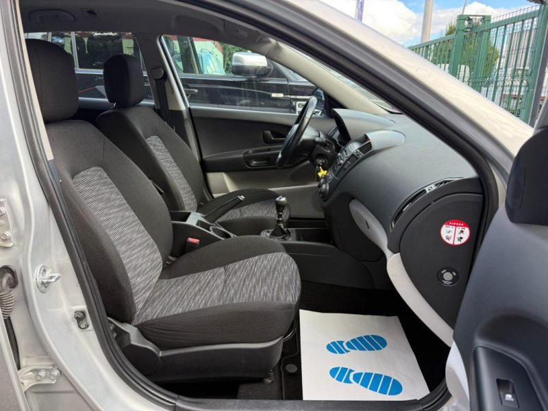 KIA CEED 1.4l CVVT ACTIVE 105CV 5P 2009