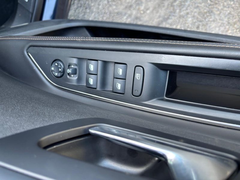 PEUGEOT 5008 II 2.0 BlueHDi 180ch S&S GT EAT8 2019