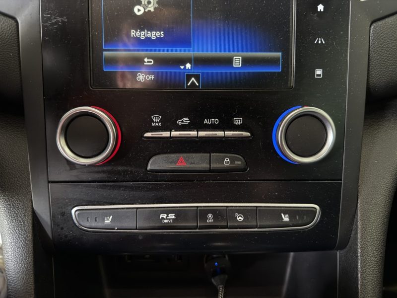 RENAULT  Mégane IV GT 1.6 TCe EDC7 205cv - Park assit - Caméra 