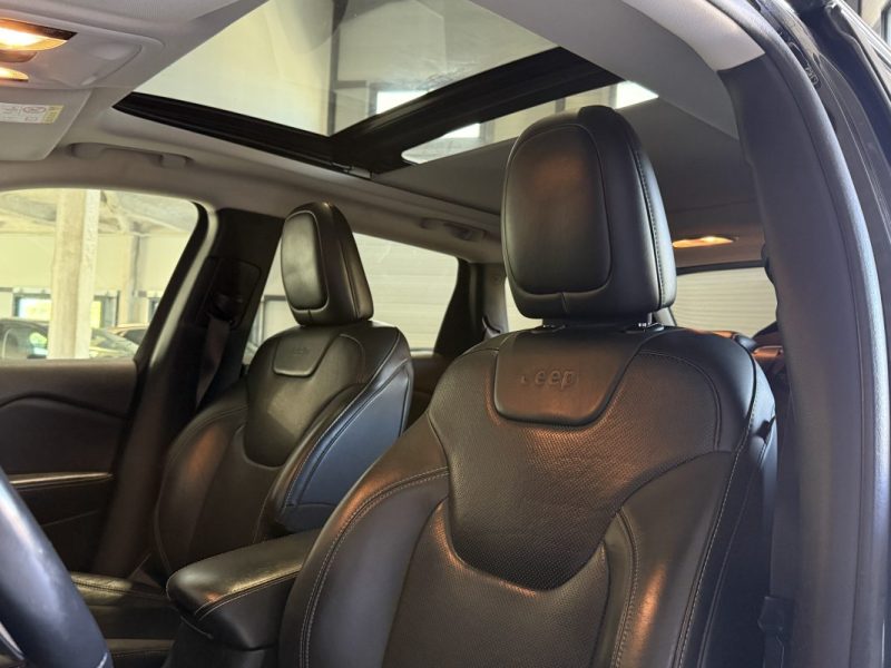 JEEP Cherokee IV 2.2 CRD 4WD 200cv BVA  - Toit ouvrant - Caméra - Sièges électriques
