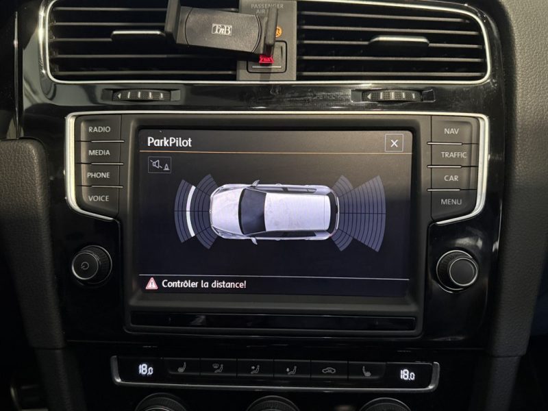 VOLKSWAGEN Golf VII (7) 2.0 TDI 150cv DSG6 5 Portes -  2014