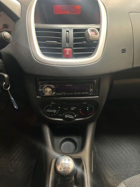 PEUGEOT 206+ 1.1 URBAN ESSENCE CLIM