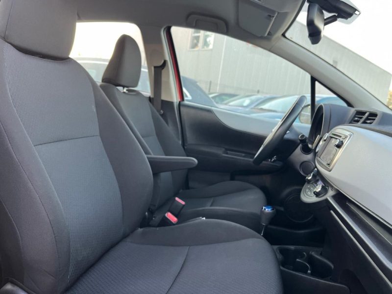 TOYOTA YARIS III 1.5 HYBRID DESIGN 100H